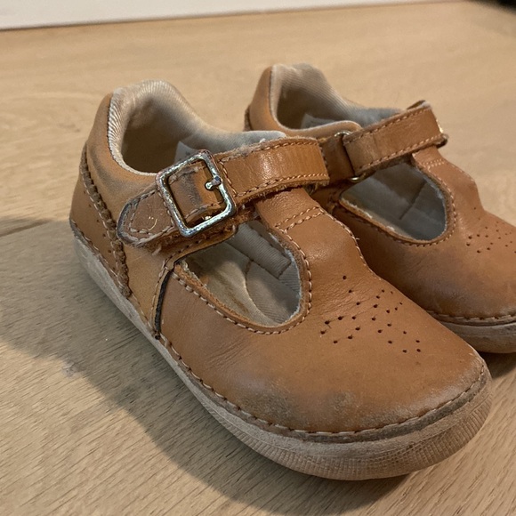 Stride Rite Soft Motion Shoes - Picture 2 of 6